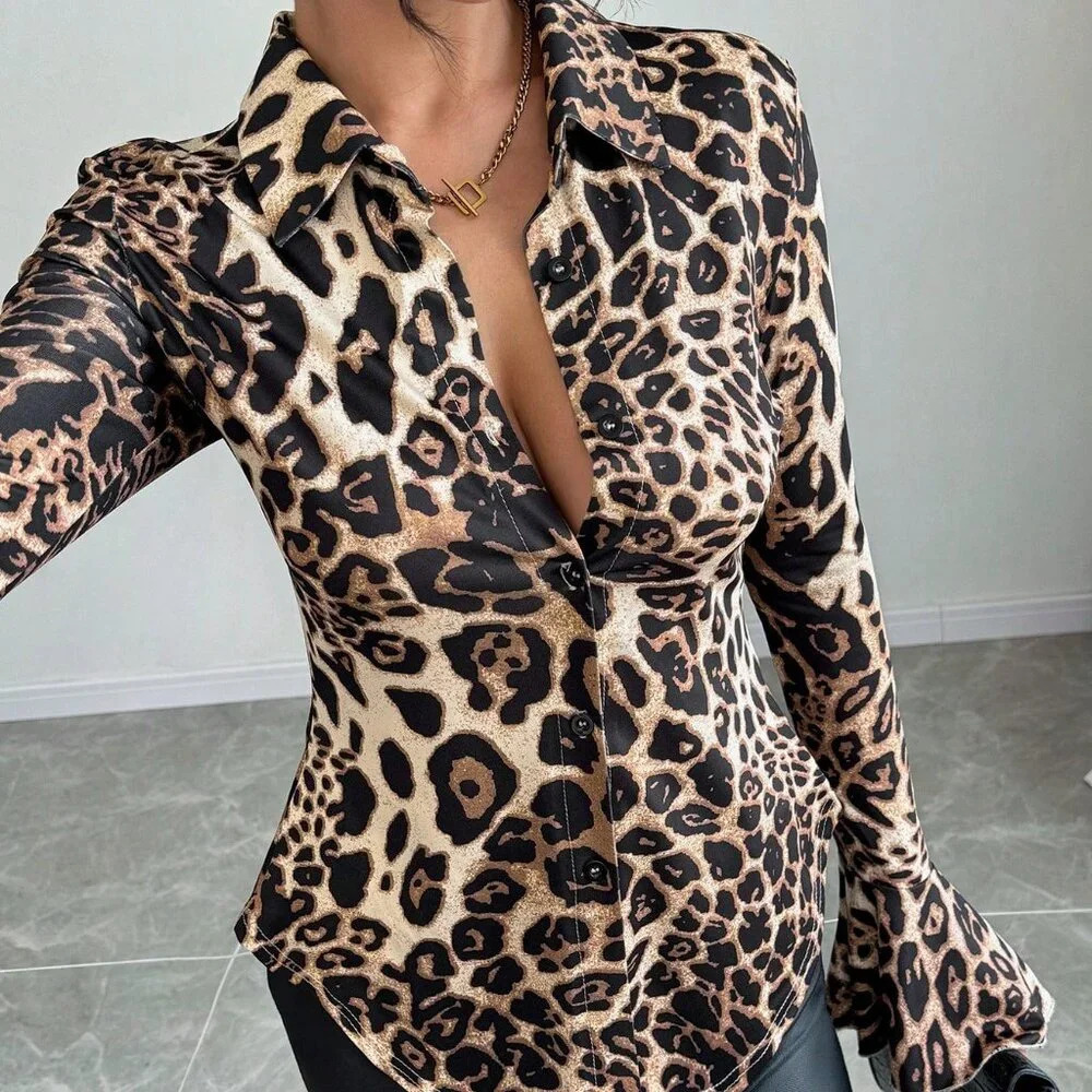 Multicolor Elegant Women's Leopard Print Tight Bell Sleeve Blouse - Picture 4 of 5